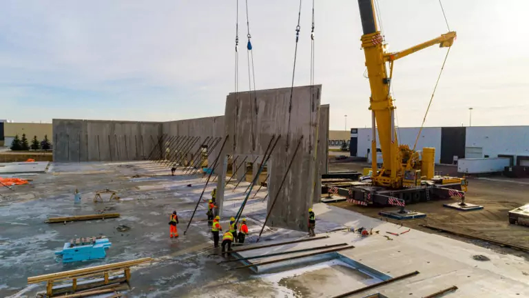 Lift Concrete Panels in Place - Tilt Wall Ontario v1