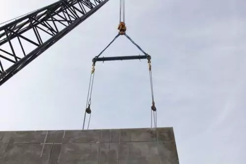 Lifting Tilt Up Panels - Tilt Wall Ontario